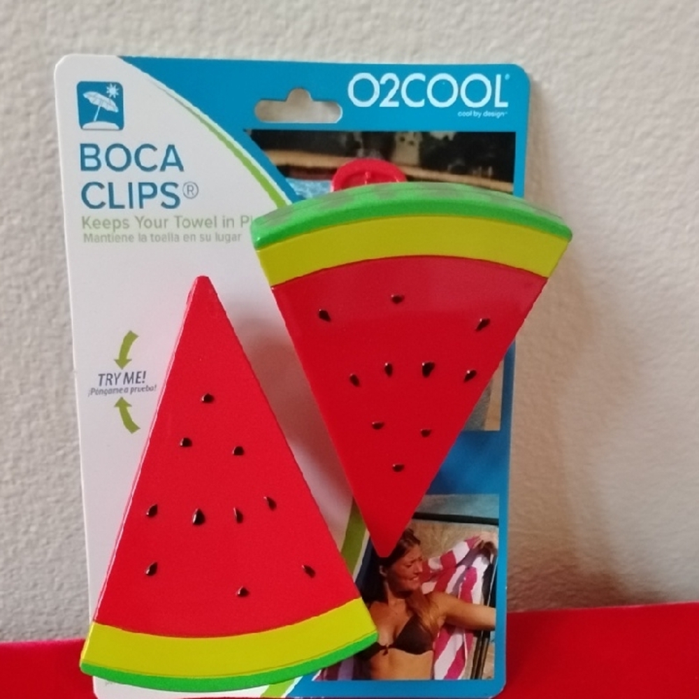 D- NWT Watermelon Boca Clips - Red and Green